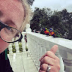 Meet your Posher, Ellen